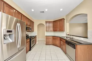 704 Harvard Pointe Dr, League City, TX 77573 - Photo 11