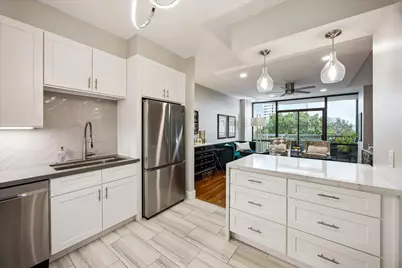 15 Greenway Plaza #6C, Houston, TX 77046 - Photo 7