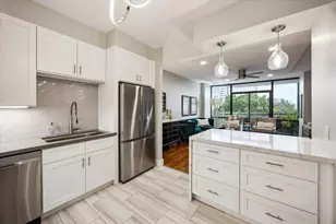 15 Greenway Plz, Houston, TX 77046 - Photo 7