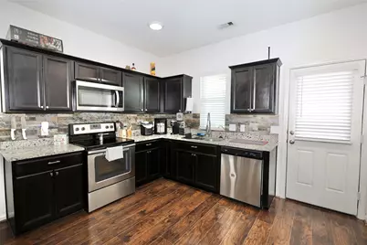 1045 Spindletree Lane, Brookshire, TX 77423 - Photo 3