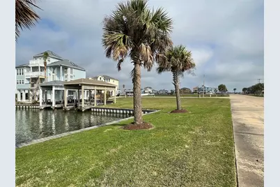 15 Half Moon, Hitchcock, TX 77563 - Photo 21