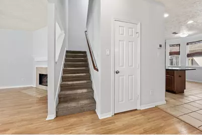 607 Travis Street #5, Webster, TX 77598 - Photo 17
