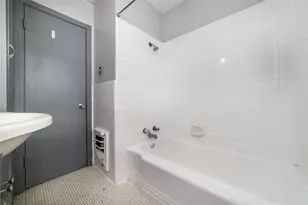 1309 Jefferson St, Baytown, TX 77520 - Photo 11