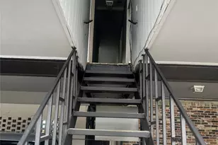 4626 Bell, Houston, TX 77023 - Photo 3