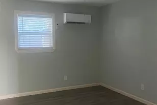 4626 Bell, Houston, TX 77023 - Photo 7