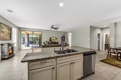 24407 Hollow Gate Meadow Court, Spring, TX 77389 - Photo 9