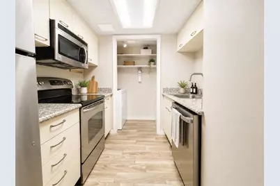 3525 Sage Road #607, Houston, TX 77056 - Photo 9