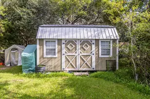 17858 French Village, Winnie, TX 77665 - Photo 5