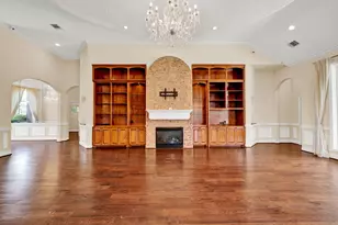 4317 Willowbend Blvd, Houston, TX 77035 - Photo 11