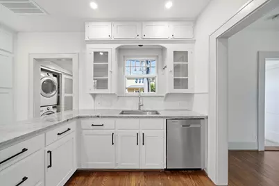 1111 Winston Street, Houston, TX 77009 - Photo 9