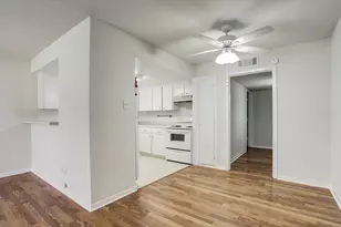 1624 Marshall St, Houston, TX 77006 - Photo 1
