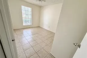 13419 Klamath Falls Dr, Houston, TX 77041 - Photo 11