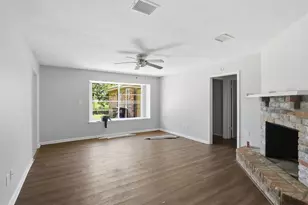 6614 Indian Lake Dr, Houston, TX 77489 - Photo 13