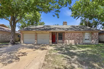 6614 Indian Lake Drive, Houston, TX 77489 - Photo 1