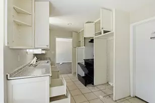 6614 Indian Lake Dr, Houston, TX 77489 - Photo 19