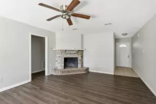 6614 Indian Lake Dr, Houston, TX 77489 - Photo 11