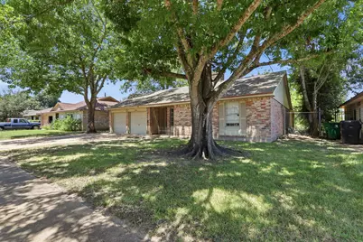 6614 Indian Lake Drive, Houston, TX 77489 - Photo 3