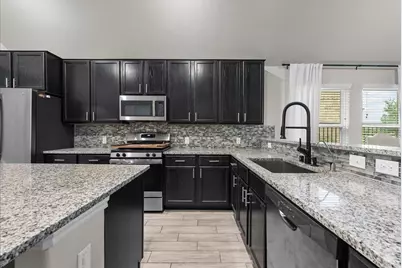 2207 Islawild Way, Texas City, TX 77510 - Photo 9