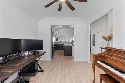 2207 Islawild Way, Texas City, TX 77510 - Photo 3