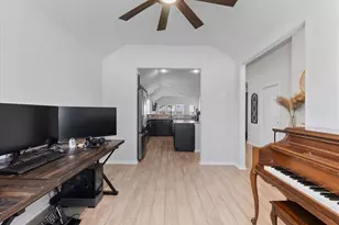 2207 Islawild Wy, Texas City, TX 77510 - Photo 3