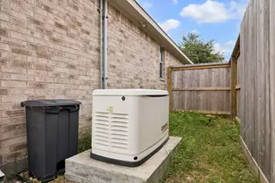 925 Autumn Brook St, Seabrook, TX 77586 - Photo 15