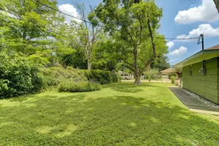 4502 Lido Ln, Houston, TX 77092 - Photo 37