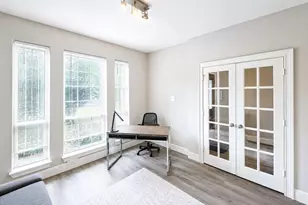 6 Bay Mills Pl, The Woodlands, TX 77389 - Photo 5