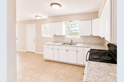 8607 Sherrywood Drive, Houston, TX 77044 - Photo 17