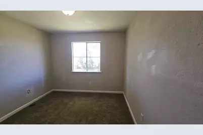 8607 Sherrywood Drive, Houston, TX 77044 - Photo 5