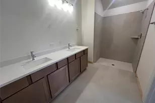 303 Landes Trl, Willis, TX 77318 - Photo 5