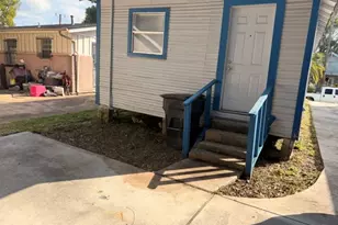 7929 Dayton St, Houston, TX 77012 - Photo 17