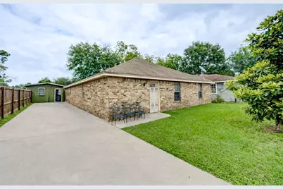 3807 Crandon Street, Houston, TX 77026 - Photo 1