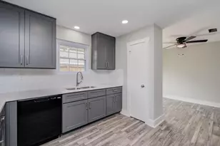 3911 Springmeadows St, Houston, TX 77080 - Photo 17