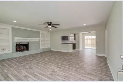 3911 Springmeadows Street #A, Houston, TX 77080 - Photo 11