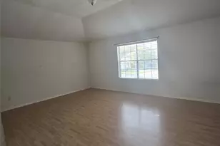 3006 Greenbriar Springs Dr, Houston, TX 77073 - Photo 3