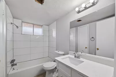 4511 Bayou Vista Drive, Houston, TX 77091 - Photo 25