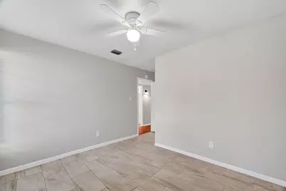 4511 Bayou Vista Drive, Houston, TX 77091 - Photo 23