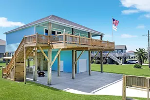 917 Westview, Crystal Beach, TX 77650 - Photo 19