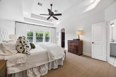 6151 Chevy Chase Drive, Houston, TX 77057 - Photo 19