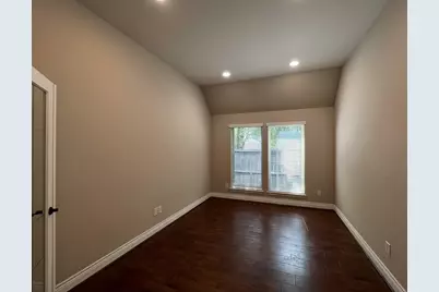 103 Forest Heights Court, Montgomery, TX 77316 - Photo 11