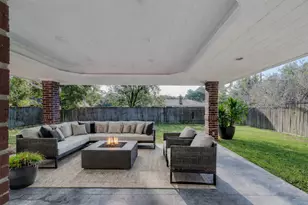 2311 Piney Woods Dr, Pearland, TX 77581 - Photo 21