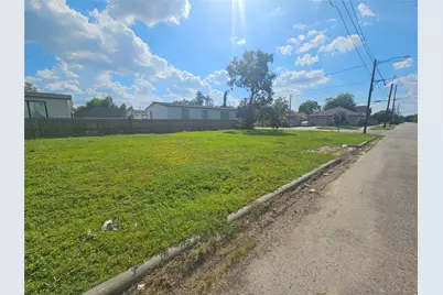 2602 Noble Street, Houston, TX 77026 - Photo 1