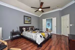 1211 Deerbrook Dr, Sugar Land, TX 77479 - Photo 17