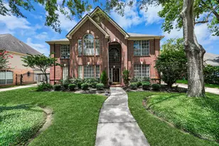 7015 Morningside Dr, Sugar Land, TX 77479 - Photo 3