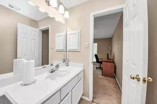 7015 Morningside Dr, Sugar Land, TX 77479 - Photo 37