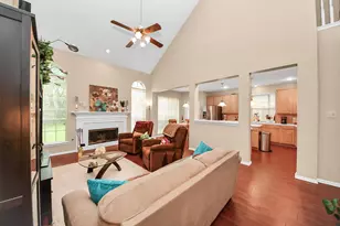 7015 Morningside Dr, Sugar Land, TX 77479 - Photo 13