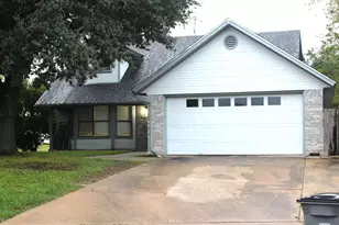 111 Trentwood Cir, Victoria, TX 77901 - Photo 1