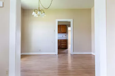 403 Leveridge, East Bernard, TX 77435 - Photo 9