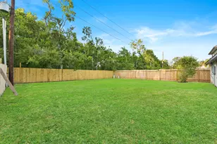 2322 Aprilmont Dr, Sugar Land, TX 77498 - Photo 35