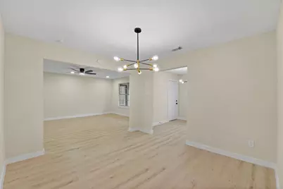 2322 Aprilmont Drive, Sugar Land, TX 77498 - Photo 13